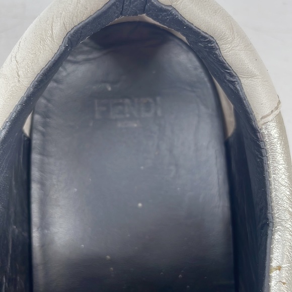 Fendi Silver Metallic Knit Logo
Sneakers Fendi EU sz 38 - Picture 6 of 16
